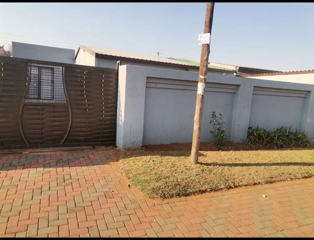 3 BEDROOM PROPERTY TO RENT IN PROTEA GLEN